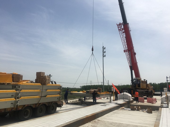 1589421618291172.jpg 稱臺(tái)吊裝.jpg